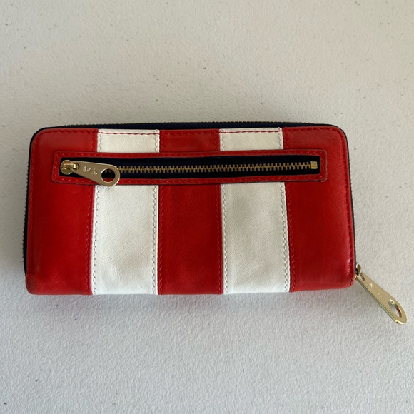 Juicy Couture leather Red & White Strip Wallet - Picture 2 of 3